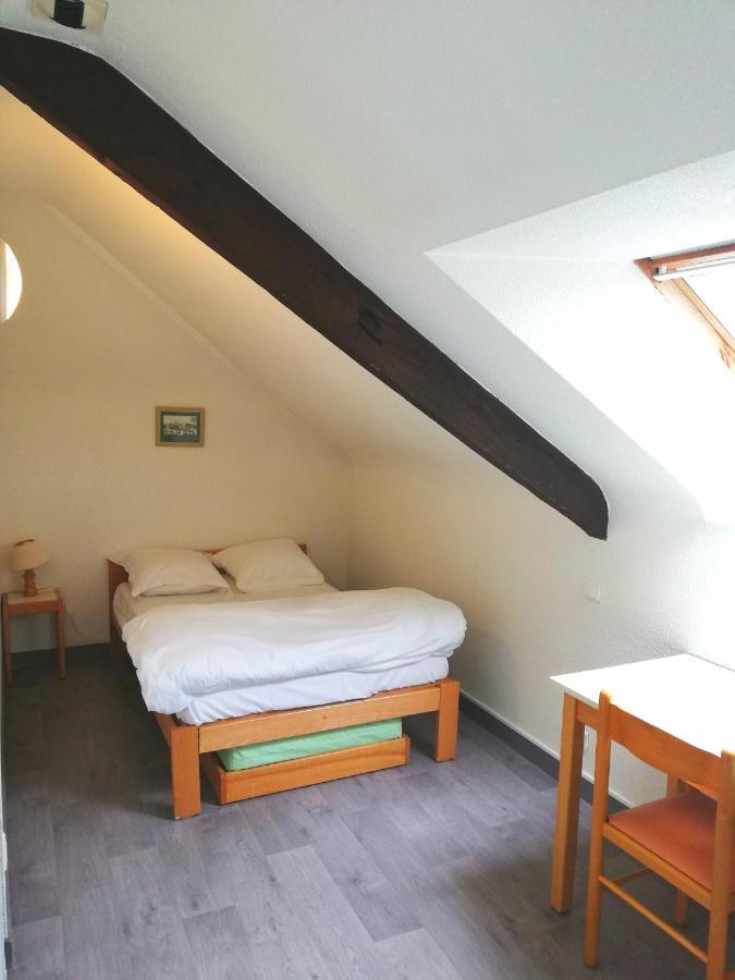 Auberge De Jeunesse Hi Pontivy Esterno foto