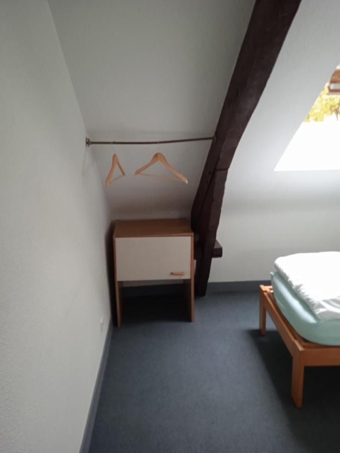 Auberge De Jeunesse Hi Pontivy Esterno foto